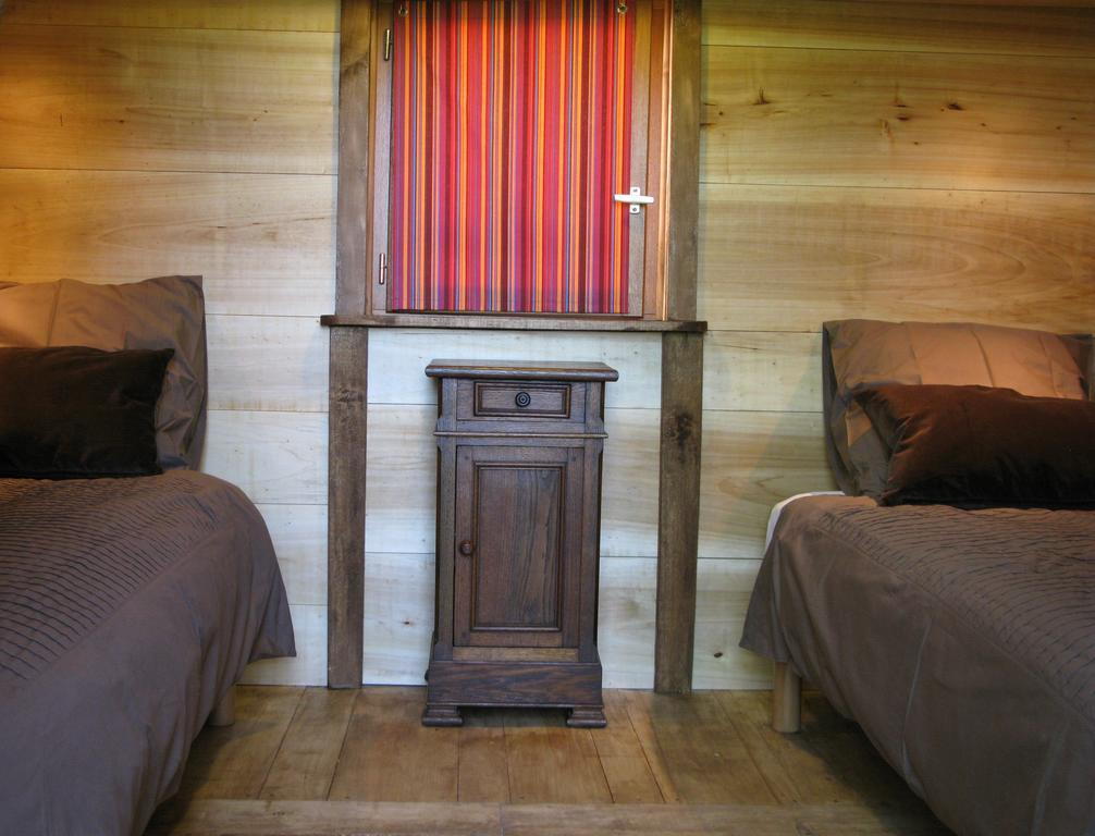 Les Cabanes Du Tertre Urval Cameră foto