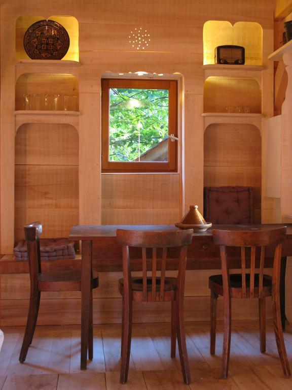 Les Cabanes Du Tertre Urval Cameră foto
